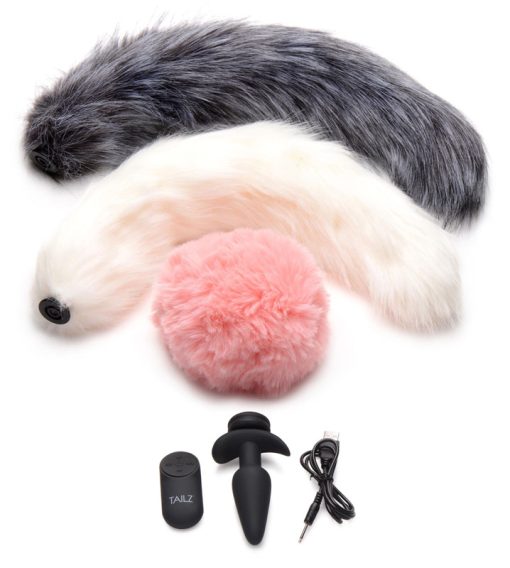 Vibrating Silicone Anal Plug with 3 Interchangeable Tails - Image 5